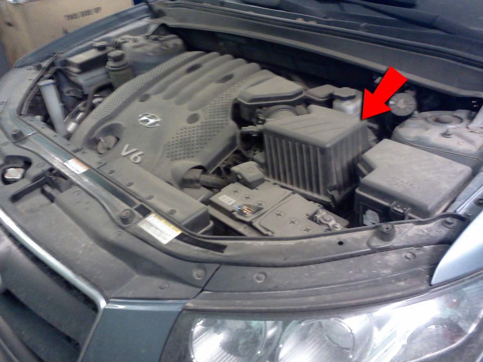 Корпус воздушного фильтра на Hyundai Santa Fe CM 2006-2012