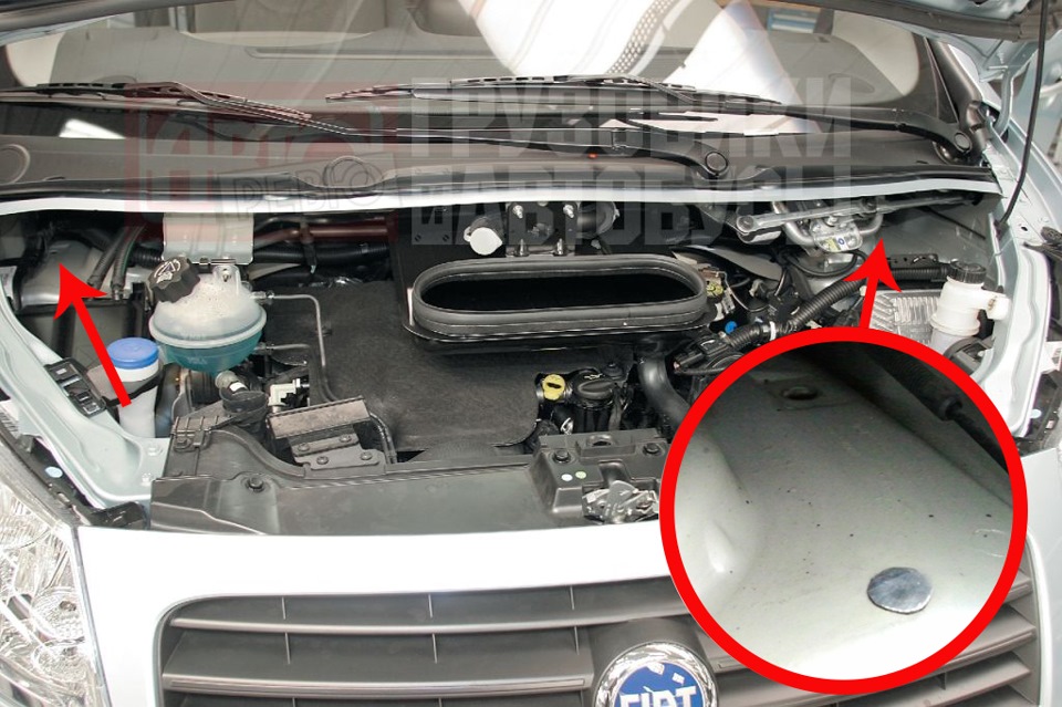 Отверстия в моторном отсеке Fiat Scudo через которые может попадать грязь