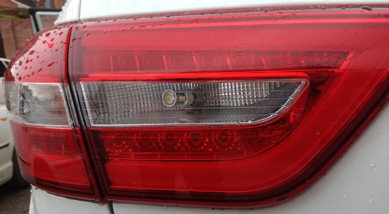 Замена лампочки заднего хода Hyundai Creta